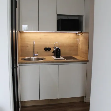 Stylish With Gym Access Apartman *